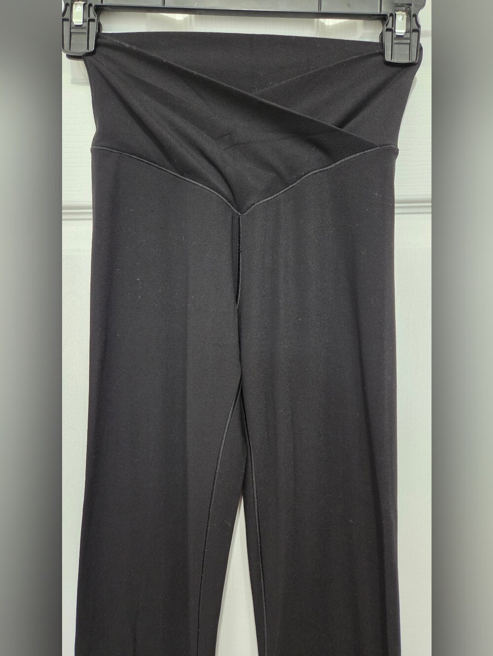 OFFLINE By Aerie Real Me High Waisted Crossover Flare Black Legging Size Small - Picture 4 of 10